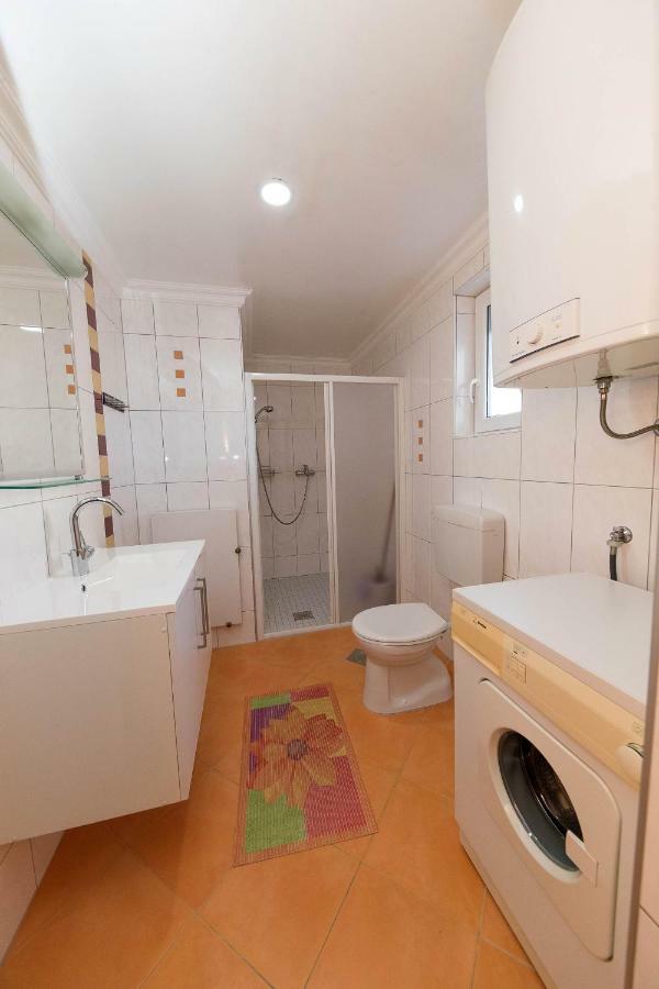 Moderne Souterrainwohnung تْسْغيكفانِتْسا المظهر الخارجي الصورة