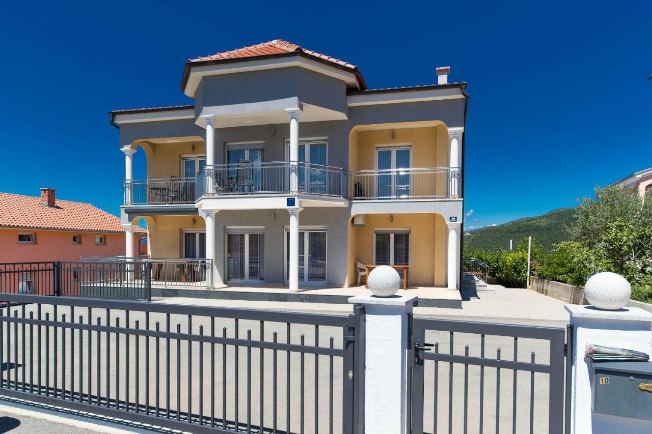 Moderne Souterrainwohnung تْسْغيكفانِتْسا المظهر الخارجي الصورة