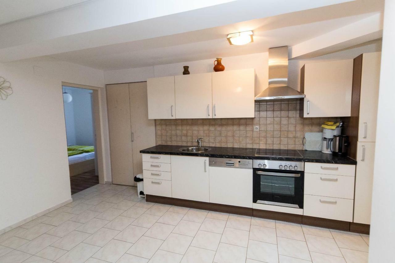 Moderne Souterrainwohnung تْسْغيكفانِتْسا المظهر الخارجي الصورة